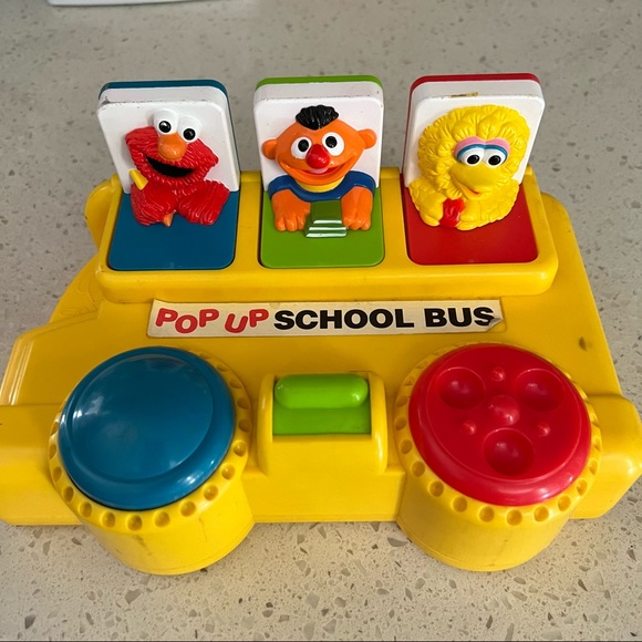 Sesame Street pop up toys - Picture 1 of 3